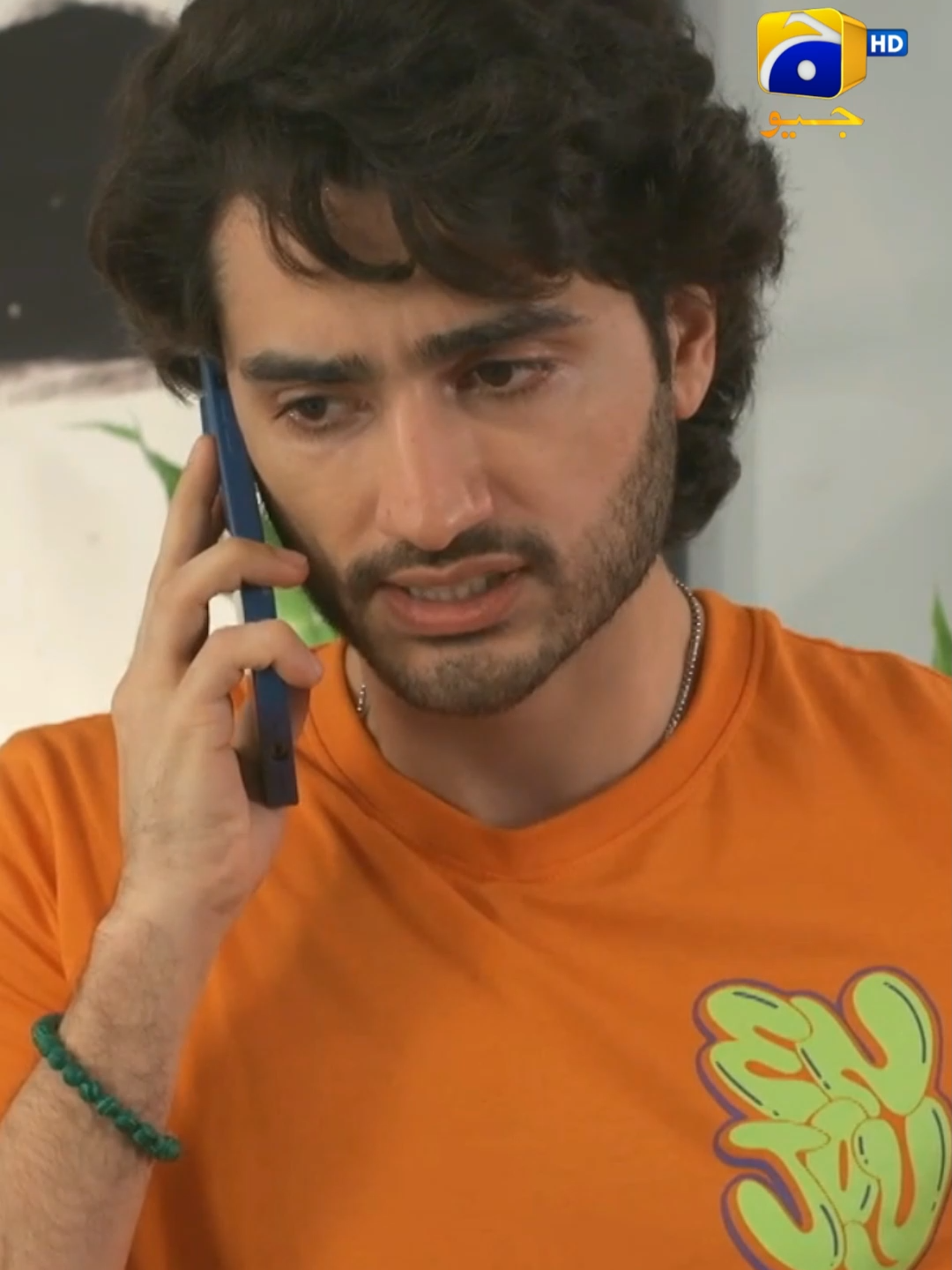 Narmeen ghar chor ke bhag gayi, Zaira ne dekhlia. #HinaAltaf #JunaidKhan