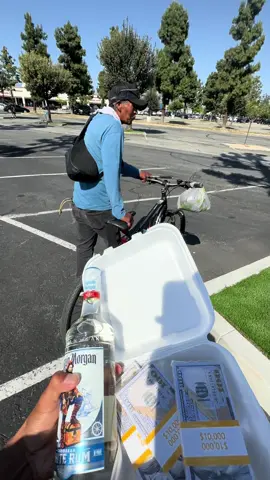 Millionaire blessed homeless who was an engineer in the past #homeless #longervideos #fyp #viral #trending #engineer 