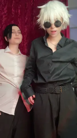 Nothing suspicious going on here | Geto: @Aiden/Rey #satosugu #geto #gojo #jjk #jujutsukaisen #jujutsukaisencosplay #getocosplay #gojocosplay 