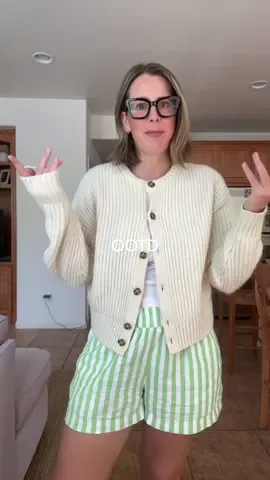 WFH OOTD #outfitoftheday #OOTD #oldnavyfinds #gap #oldnavystyle 