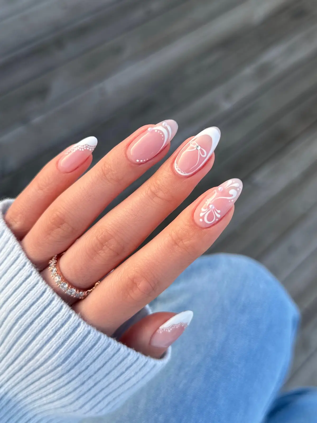 def a bit more intricate than my usual stuff, but turned out so delicate n pretty🥺 #nailinspo #coquetteaesthetic #whitenails #nails2024 #naildesigns 