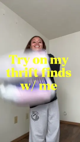 #creatorsearchinsights #Tarot #thriftingstyled  Try on my thrift finds w/ me #bbldrizzy 