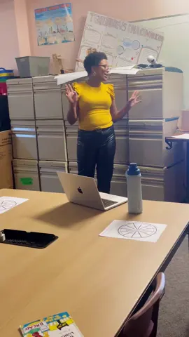 Lets talk about….power and privilege and how that impacts your life and therefore your cash flow. Teaching a group of highschoolers a bit of game today 💅🏾 Check me out on insta (same tag name) and DM for partnerships and collaborations ⭐️#wealthymindset #power #privilege #financialfreedom #financialwellness #life 