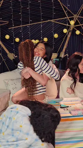 it’s giving… bestie energy ⚡️ #KATSEYE