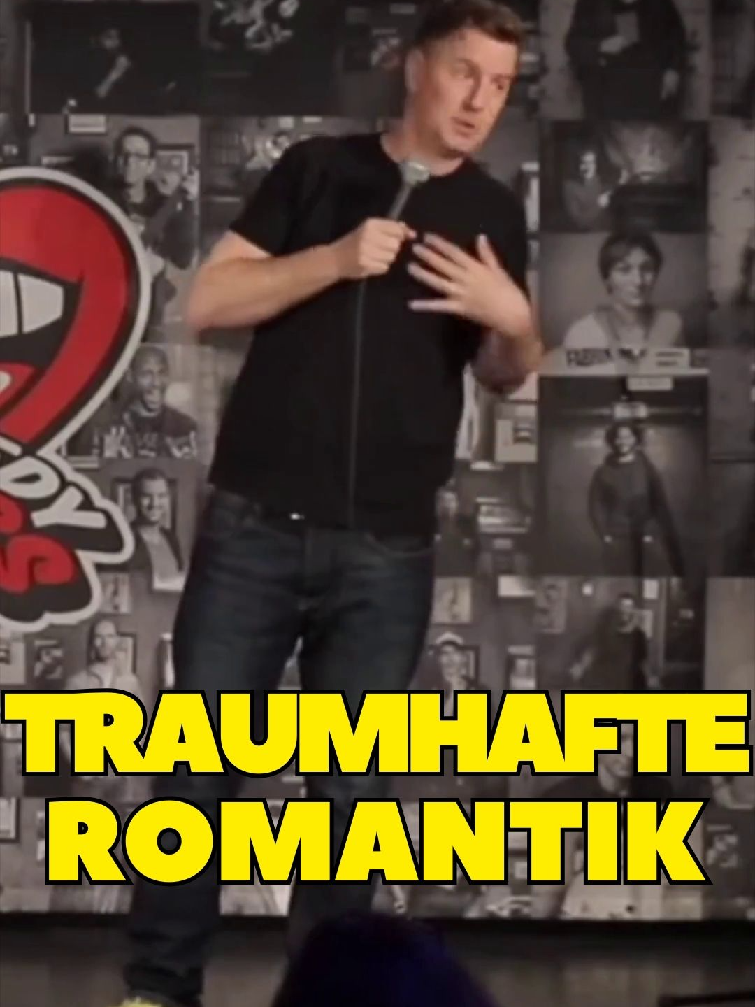 Traumhafte Romantik Wenn wir Männer mal versuchen romantisch zu sein, dann kann das irgendwie ja nur nach hinten losgehen, oder? Aufgenommen bei @comedylovers_deutschland in Bruchsal #standup #standupcomedy #comedyreels #live #ehrenpapa #floriansimbeck #joke #witz #comedylovers #comedyloversdeutschland #bruchsal #fail #romantik #romantisch #ehe #eheleben #intimität #traum #träumen #foryou #foryoupage