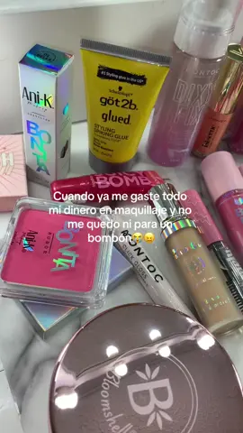 Si soy😔 instagram:@glosski.bq productos disponibles #barranquilla #parati #colombia #makeup #makeuptutorial #makeupviral #maquillaje #viralvideo #viral #maquillajecolombia #foryou #maquillajeprofesional #emprendedorasbarranquilla #emprendimientos #makeuptips #maquillajebarranquilla 