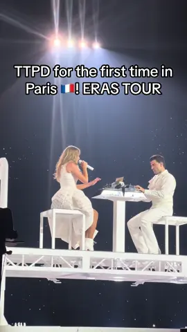 TTPD for the first time in paris! Fortnight #fortnightparis #fortnighttaylorswift #thetourturedpoetsdepartment #taylorswift #taylorswiftparis #paris #erastourtaylorswift 