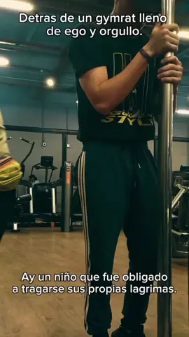 Detras de un gymrat lleno de ego y orgullo.Ay un niño que fue obligado a tragarse sus propias lagrimas.#gymrat #gymmotivation #Gym #Viral #parati 