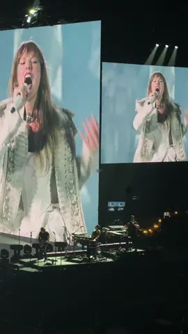 SHE WENT INNNN WITH THE DRUMLINE song #6 of the TTPD set!! @Taylor Swift #taylorswift #erastour #torturedpoetsdepartment 