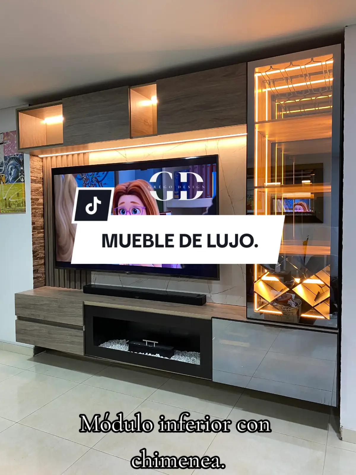 ¿te imaginas disfrutar de tus películas favoritas mientras te relajas junto al cálido resplandor de una chimenea? Con nuestro centro de tv, está fantasía se vuelve realidad. #centrodetv #diseñomobiliario #mobiliario #mueblespersonalizados #decoracion #bar #chimenea 