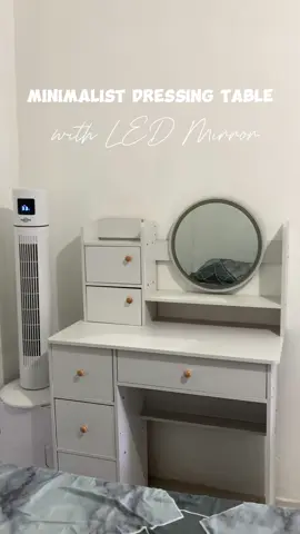 Omg! Sobrang gandaaaa. Hindi ka talaga magsisisi bumili nito. #minimalist #dressingtable #vanitytablewithmirror #vanitytable #CapCut 