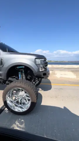 Rolling #liftedtrucks #30x16 #sematruck #jacked #motivation 
