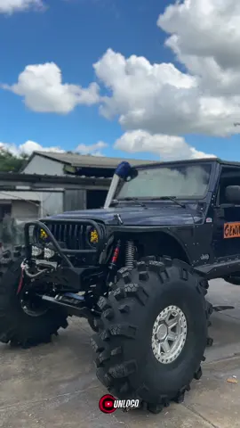 El belico, el Jeep mas Extremo de Republica Dominicana 🇩🇴🔥 #offroad #4x4 #extreme #extremeoffroad #jeep #toyota #lexus #suzuki #suzukisamurai #landrover #mud #bigtire #stuck #reels #viral #repost #jeeplj #lj #47s #geniustires 