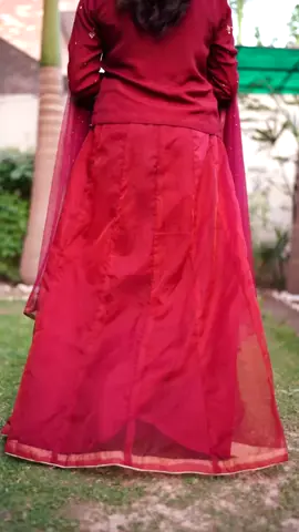 Experience the timeless craftsmanship with ONLY 2 SLOTS LEFT FOR EID BOOKINGS!! DM or Watsapp us for orders and information Order processing will take 2 weeks customizations We provide size color and design