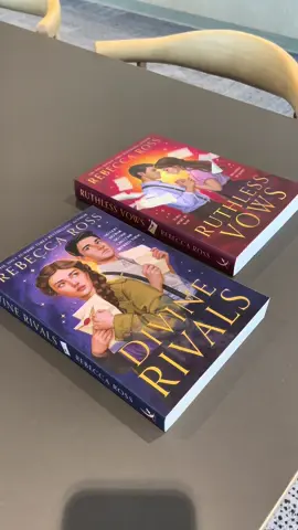 Who uses typewriters anyway? #harpervoyager #divinerivals #ruthlessvows #romantasy #romantasybooks #BookTok #rebeccaross #ausbooktok 