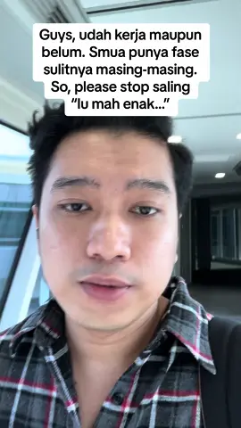 Nowadays. Gue menyadari bahwa perjalanan dimasa muda gue ini dipaksa untuk tersiksa. Di fase manapun itu naik turun emosi itu ada. Tpi yg jelas, memang inilah yg harus gue laluin, entah kedepannya seperti apa. Usaha kita akan berbuah someday!!! Jangan ngerasa sendiri, kita sama sama lgi berjalan! #freshgraduate #jobseeker #karyawanlife #budakkorporat #spiritualtiktok #jobseekertips #bumn 