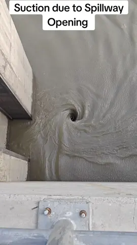 Suction of Spillway Radial Gate Opening #hydropowerproject #spillway #dam #viral #viralvideo #hydraulics 