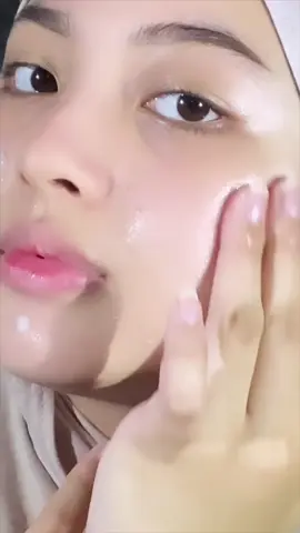 how i get my glow skin  #moisturizerviral #ceremidemoisturizer 