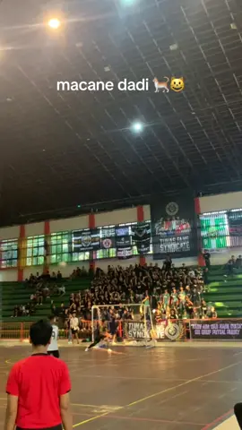 just kidding😋🔥#trending #pati #supporter #smktunasharapanpati #tunasfanssyndicate #fyp #futsalplayer #fypシ #futsal 