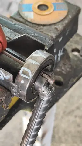 Homemade simple metal cutting tool  #DIY #tools #homemade #creative #welding 