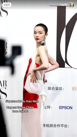 Supermodel Ju Xiao Wen. Harper's Bazaar China Icon Awards 2024. #juxiaowen #supermod #chinesemodel #cdrama #cdramalovers  #chinastreetstyle #chinafashionstyle #StreetStyle #shanghaifashionweek #editorial #douyin #xiaohongshu #TikTokFashion #vogue #voguechina #harpersbazaar #harpersbazaarchina