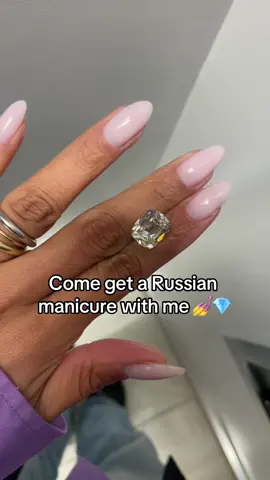 Who else loves a clean russian manicure 💅 I go to aya studio in flatiron nyc🤍