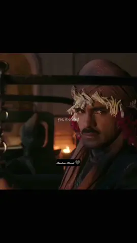 the way tajdar looks at alamzeb..  #movieclips #viral #fyp #trending #heeramandi #bollywood  #heeramandidiamondbazaar 