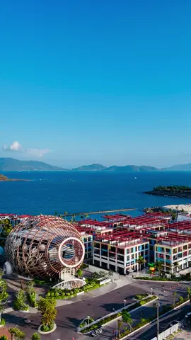 Biển Nha Trang đẹp quá, nơi đó có Libera Nha Trang…. một khu đô thị nghĩ dưỡng mới ở tp Nha Trang.