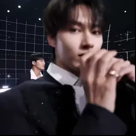 you deserve all the love and support, my love. please don't waste this man's talent. pledis treat your artist equally!!! #junhui #jun #seventeen #svt #kpop 