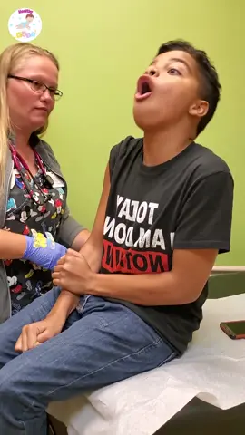 The boy's fear of needles is really strange.#FYP #viral #child #funny #health #KidsHealth #ParentingTips #BraveKids #feeling
