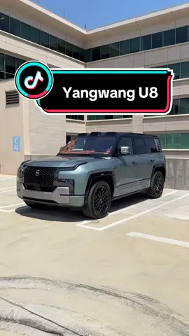 If this were sold in America it would cost about $150,000 US Dollars. Would you buy one? 🤔🤷🏽‍♂️ #byd #yangwangu8 #luxurycars #foryoupage #foryou 
