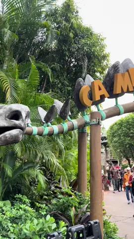 Camp Jurassic at Islands of Adventure #universalstudios #islandsofadventure #uoap #universalorlando #funforkids 