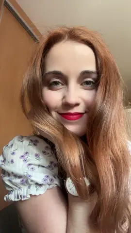 Mais um videozinho de transição 🧡 #itoldmywifeitsover #itsoveritoldmywife #itsoveritoldmywifewhoisthis? #fyp #fy #hairchange #ruivo #lovemyhair😍 #transition #feellikeamarmaid #moodariel🧜‍♀️ 