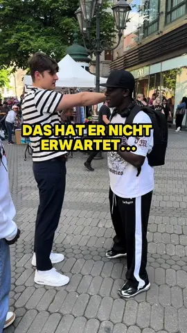 Dein Leben geht UP…⬆️ #nicoduscht #comedy 