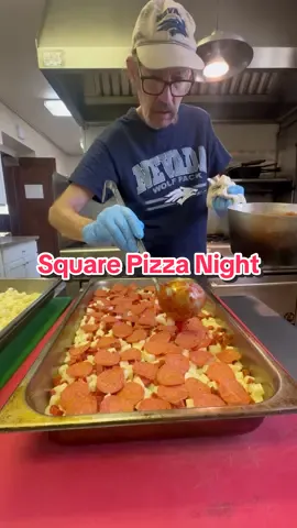 Square Pizza Night #piphichef #pibetaphi #oldscoolkevmo #sororitychef 