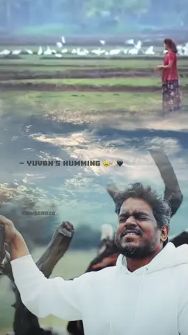 Vintage yuvan 🖤🫶🏻 #yuvanshankarraja #munpaniyabgm #yuvanhumming #nanda #spbvoice #fyppppppppppppppppppppppp 