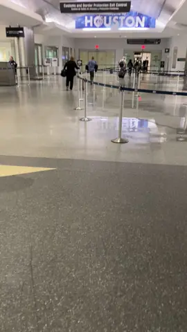 Aeropuerto Houston.👍🤝🇺🇸
