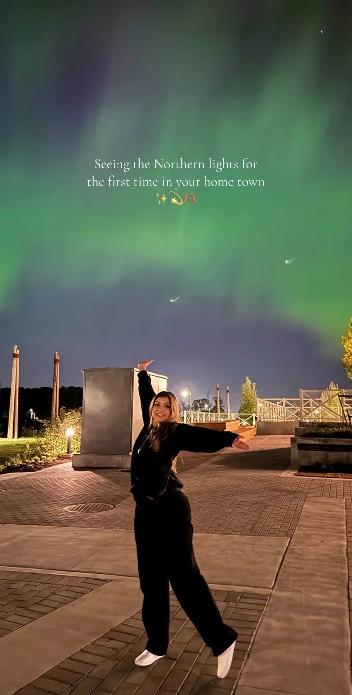 The most magical night. Unexpectedly checked this off my bucket list. ✨💫🫶🏽🌙 #fyp #foryoupage #vancouverbc #northernlights #vancouvernorthernlight #bucketlist #canadiannorthernlights 