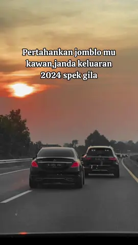 #fyp #foryou #quotes #cucueyangnaga #cucueyangnagakumpul🐉🐉🐉 #piansukamoto #breakbeat #millesjakarta #mercedesbenz #c300 #w205amg #c300amg #quote 