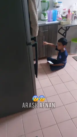 Seram tiada duit? Perlukan duit? Boleh jual surat pajak dan emas terpakai pada @fourkaygold  #fyp #fypシ #foryoupage  #xyzbca #videoseram #videoviral  #videoviraltiktok 