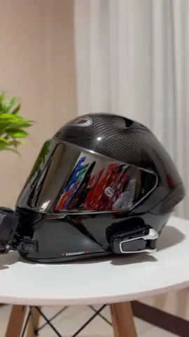 Replying to @CedTific YES PWEDE DIN SA HELMET 🥰 #GuapoCeramicSprayCoating #CeramicCoating #KYTCarbonHelmet #KYTNZRace 