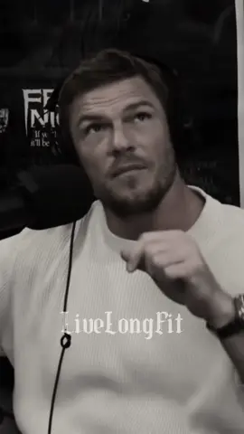 Alan Ritchson opens up about his battle with depression #podcast #MentalHealth #mensmentalhealth #SelfImprovement #inspiration #motivation #fyp #selfdiscipline #motivational #inspirational #god #Love #alanritchson 