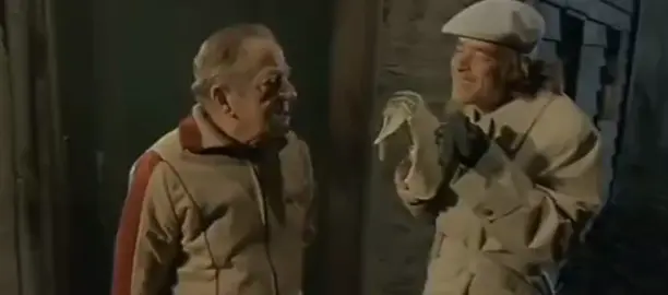 #helgeschneider #helge #schneider #comedyvideo #lustig #kult #reden #job #arbeit #spaßmusssein #lachen #kommentare #polizei #kaffee #kuchen #film #videoclip #viral #lustigevideos #bühne #band #auftritt #tasche #00schneider #kommen #gehen #leer #texas #gucken #zusammen #treffen #dumm #verrückt #her#terrine #quark 