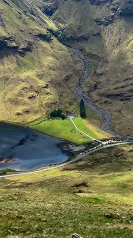 The majestic Glencoe!💙🏴󠁧󠁢󠁳󠁣󠁴󠁿 #glencoe #ballachulish #Scotland #scotlandtiktok #fyp 