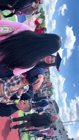My bestie girl graduated 🥹🎉🎉 #graduation #latina #foryou #bestfriend #college 