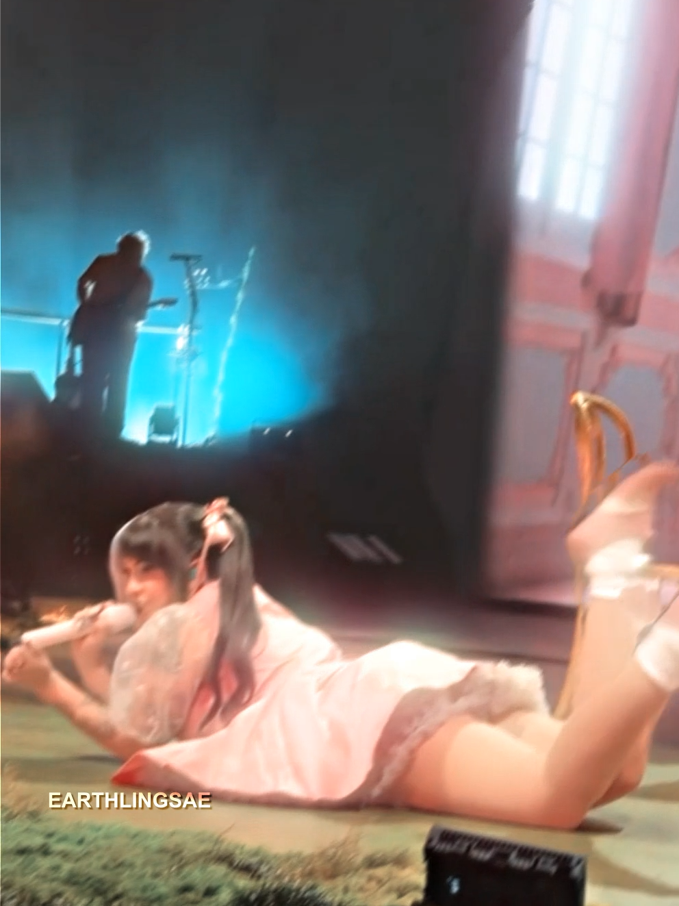 AHH THIS CLIP OF MELANIE HAS MEE ON THE FLOOR SHES SO FINEE OMGG 😋😫 #melaniemartinez#melaniemartinez#trilogy#trilogytour#trilogytouredit#trilogymelaniemartinez#k12#k12melaniemartinez#portals#portalsmelaniemartinez#afterschool#afterschoolep#aftereffects#ae#edit#smooth#velocity#60fps#120fps#actives?#crybabyfandom#earthlingsae