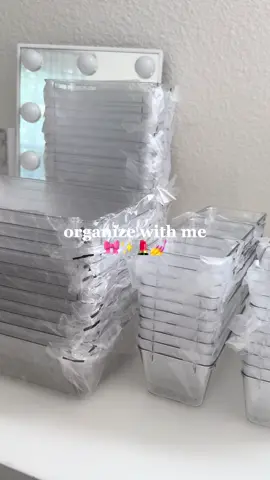These drawer organizers are a life changer for my beauty things 🤭 #beauty #Lifestyle #organizewithme #tiktokshop 