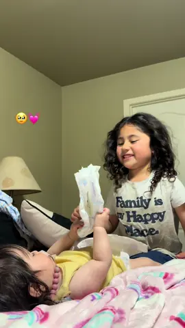 Just a big sister changing her sisters diaper 🤍 #mothersday #babygirl #onthisday #MomsofTikTok #huggiesdiapers #bigsister #sistersforever #girlmom 