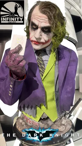 Joker (Heath Ledger)  bust from The Dark Knight by Infinity Studio #thedarkknight #joker #heathledger #movie #statue #bust #infinitystudio #collection #mancave #warnerbros #nolan #christophernolan 