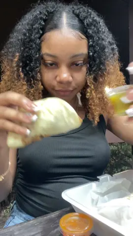 Oh how ive missed being toe tf up eating some fuel city 🥲🌮🌯🌽#fypage #fypシ゚viral #fyp #foryoupage #foryou #parati #bigbites #yummy #asmr #food #Foodie #FoodTok #elote #corn #tacos #burrito #fuelcity #dallas #mukbang #mukbangeatingshow #mukbangeating #eat #eating #eatwithme 